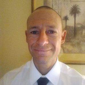 Meet your Posher, Lawrence